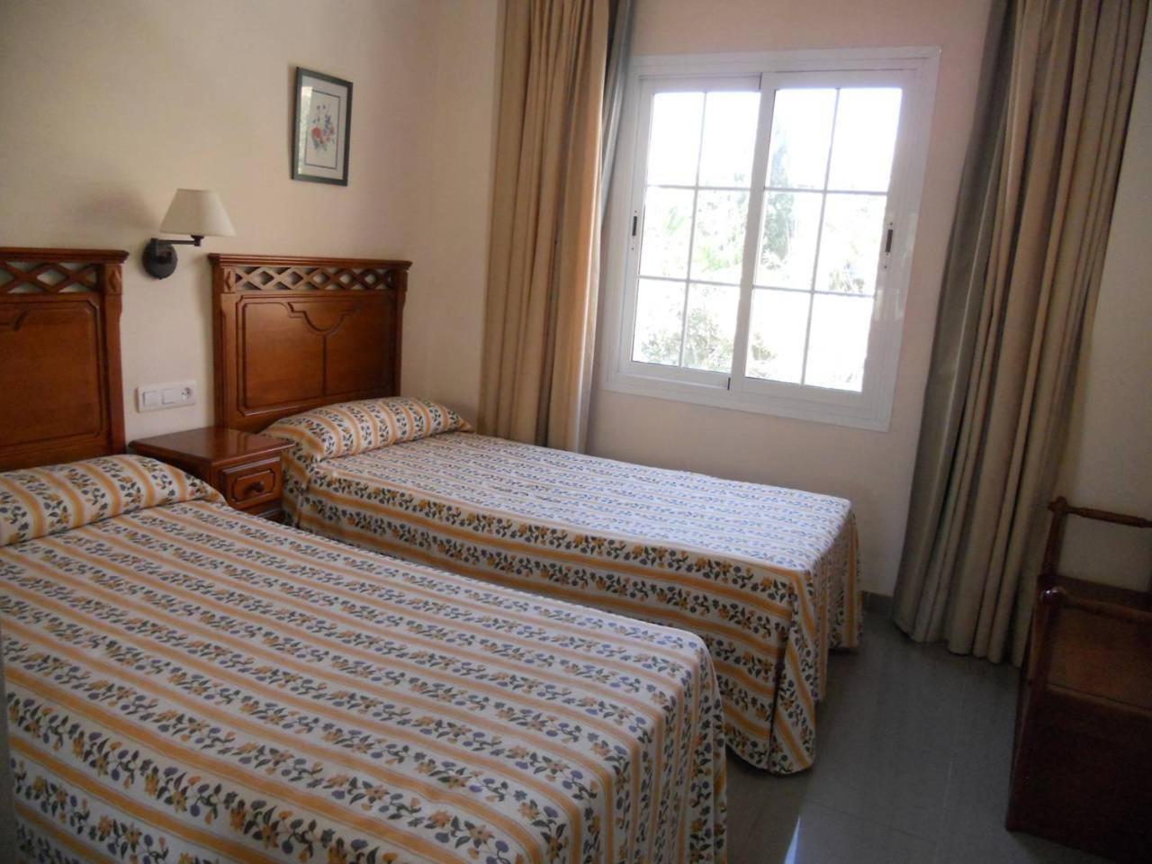 Apartamentos Nerja Bahia Zewnętrze zdjęcie