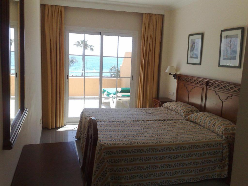 Apartamentos Nerja Bahia Zewnętrze zdjęcie