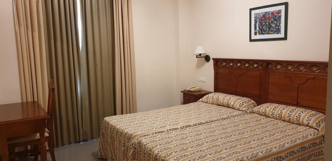 Apartamentos Nerja Bahia Zewnętrze zdjęcie